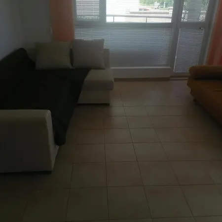 Tedi Apartment *