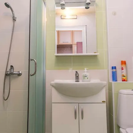Apartment Tedi *