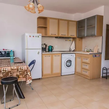 Apartment Tedi *